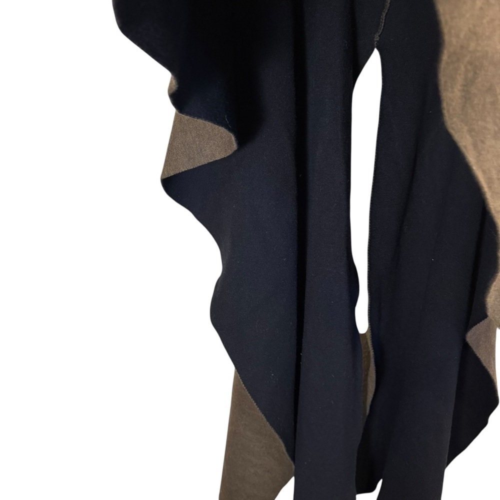 Anthropologie Dark Brown Black Knit Asymmetrical Poncho Sz OSFM - Picture 6 of 7